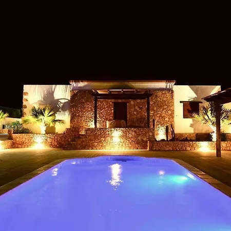 Apart-hotel Pueblo Canario