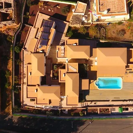 Apart-hotel Pueblo Canario